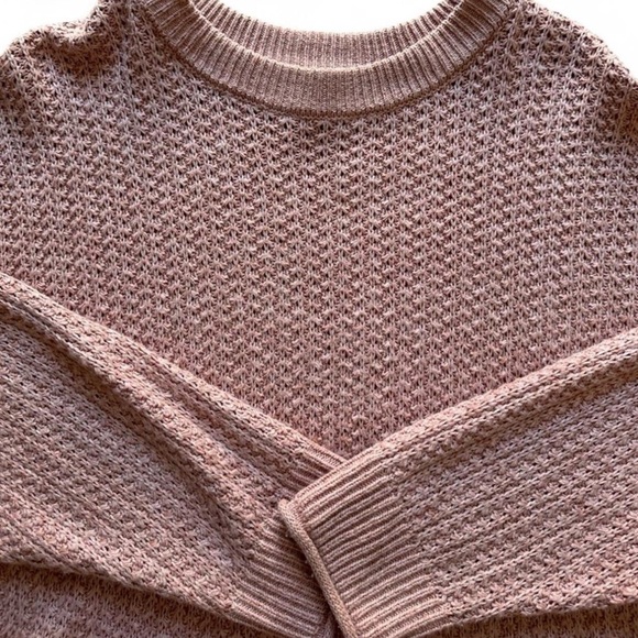 ❤️SALE❤️Universal Thread  Knit Sweater - Picture 3 of 5